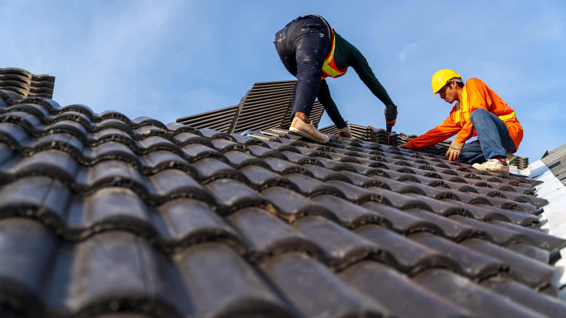 Roofing in Florence-Graham, CA